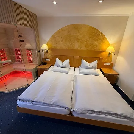 Gold Self-check-in-hotel Hotel